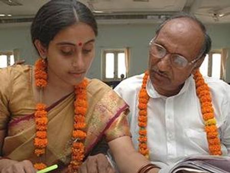 യുദ്ധം ജയിച്ചു; പ്രണയഗുരു വീണ്ടും കാംപസില്‍