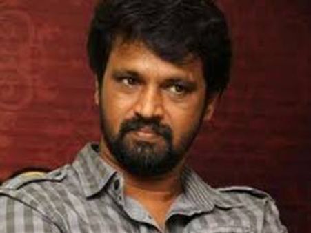 ഡാം: ഒരുകൂട്ടര്‍ കള്ളം പറയുന്നെന്ന് ചേരന്‍