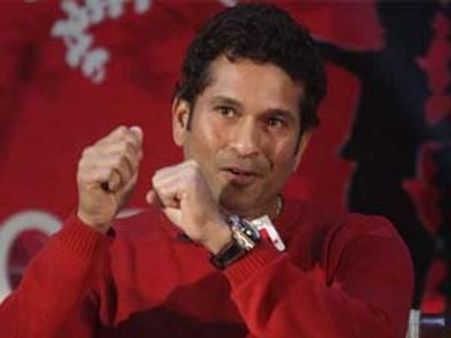 സച്ചിനുവേണ്ടി ആര്‍ടിഒ ഓഫീസ് 8.30യ്ക്ക് തുറന്നു