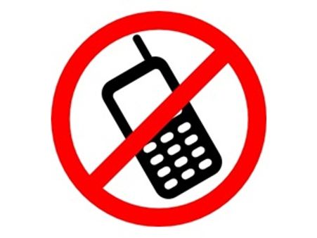ഷാര്‍ജ സ്‌കൂളുകളില്‍ മൊബൈല്‍ ഫോണ്‍ വിലക്കി