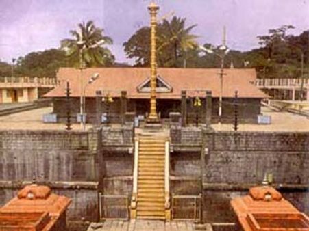 അയ്യപ്പ വേഷത്തില്‍ പോക്കറ്റടി; 7പേര്‍ പിടിയില്‍