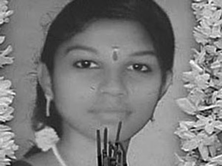 ശാരിയുടെ മരണകാരണം അറിയണം: പിതാവ്