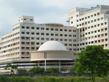 ലേക്ക് ഷോറില്‍ വീണ്ടും നഴ്‌സ് സമരം