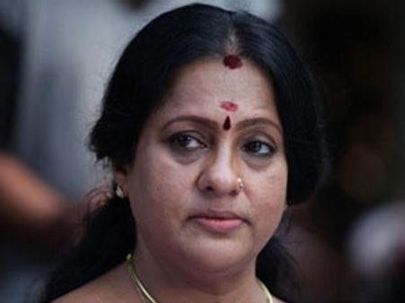 പിച്ചയെടുത്തിട്ടും രക്ഷയില്ലെങ്കില്‍ സീരിയല്‍