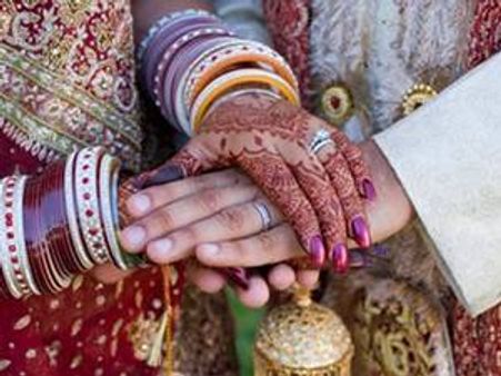 കര്‍ഷകന്‌ ഒരൊറ്റ രാത്രിയില്‍ രണ്ട്‌ കല്യാണം