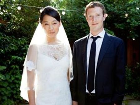 ഫെയ്‌സ്‌ബുക്ക്‌ സിഇഒ സുക്കര്‍ബെര്‍ഗ്‌ വിവാഹിതനായി