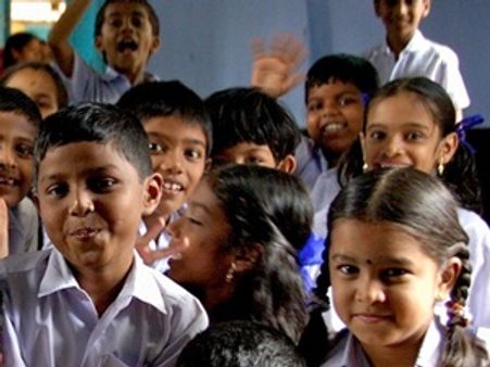 ഹെഡ്മാസ്റ്ററുടെ വയറ്റത്തടിക്കുന്ന ഉച്ചക്കഞ്ഞി