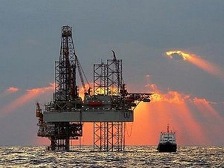 എണ്ണയും തേടി ഇന്ത്യ വെനിസ്വേലയിലേക്ക്