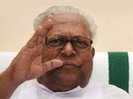 ഈ മൗനം വി എസ് ഭൂഷണമാക്കുകയാണ്