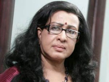 രാഷ്ട്രീയത്തിലും ഒരു കൈ നോക്കാന്‍ നടി ഷീല