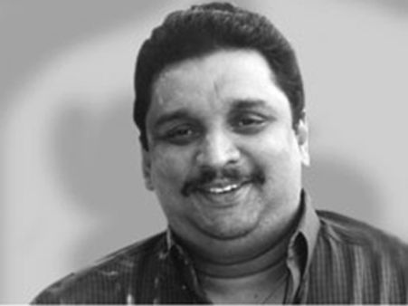 ബാലകൃഷ്ണപിള്ള മന്ത്രി ഷിബുബേബി ജോണിനെതിരേ