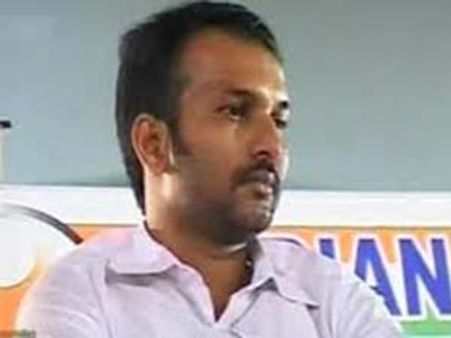 വിഷ്ണുനാഥിനും ലിജുവിനും അറസ്റ്റുവാറണ്ട്