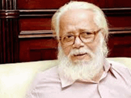 നമ്മളെന്തിന് ഇയാളെ ചാരനാക്കി?