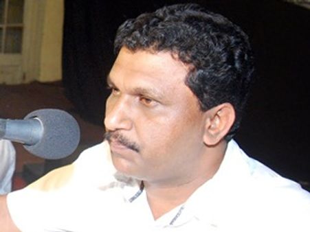 ആശുപത്രിക്കു ശേഷം സമരം ഇംഗ്ലീഷ് മീഡിയത്തിലേക്ക്‌