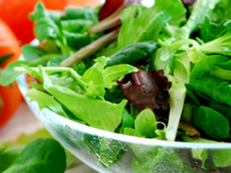 സാലഡില്‍ കൂറ, 30 ലക്ഷം നഷ്ടപരിഹാരം!