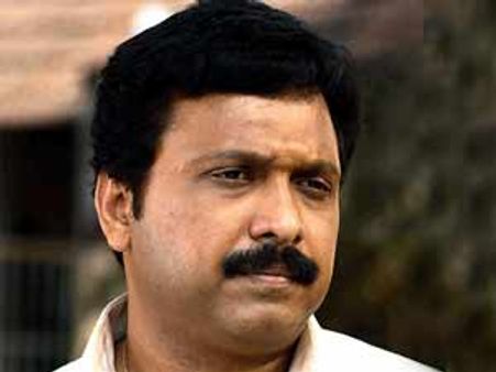 ആനക്കൊമ്പ്: ഗണേഷിനെതിരെയുള്ള കേസ് തള്ളി