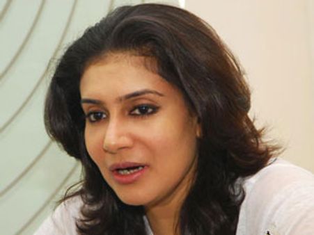 ലിസിയ്ക്ക് കോടതിയുടെ അന്ത്യശാസനം