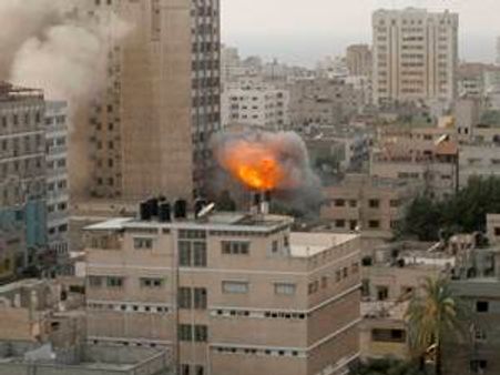 പശ്ചിമേഷ്യയിലേക്ക്‌ 3 അമേരിക്കന്‍ യുദ്ധകപ്പലുകള്‍