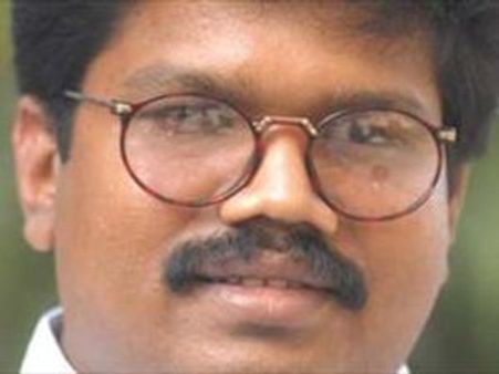 ടിപി വധം, വിചാരണയ്ക്ക് ഭാഗിക സ്റ്റേ