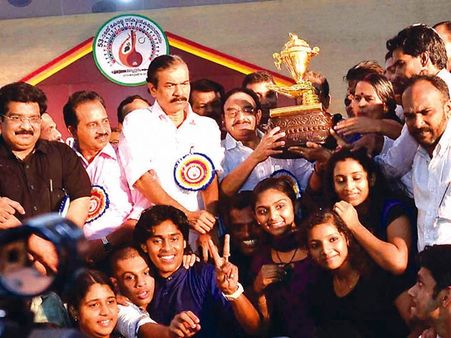 സ്‌കൂള്‍ കലോത്സവം: വീണ്ടും കോഴിക്കോട്