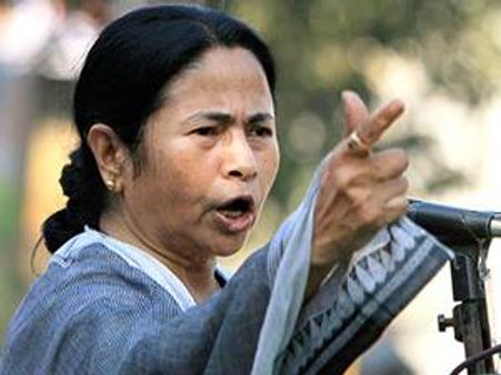 പ്രധാനമന്ത്രിയെ തല്ലേണ്ടി വരുമെന്ന് മമത