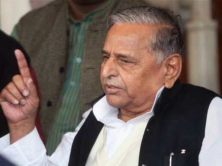 മുലായം മകനെതിരേ കുരയ്ക്കുന്നത് എന്തിന്?