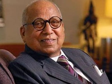 ക്യാപ്റ്റന്‍ കൃഷ്ണന്‍ നായര്‍ വിരമിച്ചു