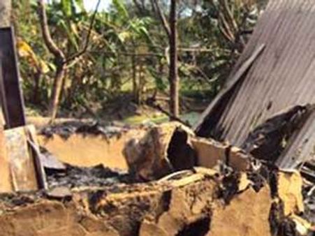 200 ഹൈന്ദവ ഭവനങ്ങള്‍ അഗ്‌നിക്കിരയാക്കി