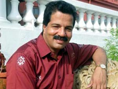 ജനപ്രിയ ചാനല്‍ ശ്രീകണ്ഠന്‍ നായര്‍ വാങ്ങി