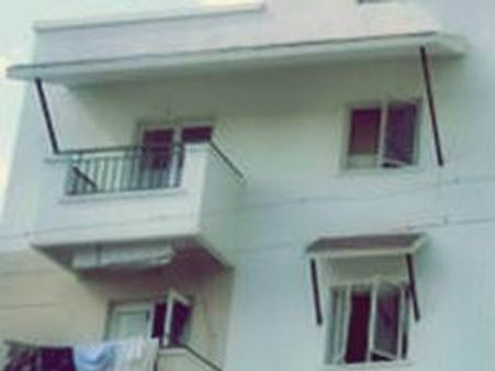 ടെക്കിയും ഭാര്യയും ഫ്‌ളാറ്റില്‍ നിന്നു ചാടിമരിച്ചു