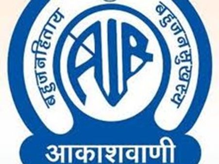 ജോക്കികളെ പീഡിപ്പിച്ചു; എഐആറില്‍ സസ്‌പെന്‍ഷന്‍