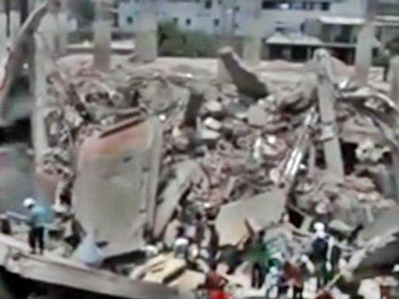 ബംഗ്ലാദേശില്‍ കെട്ടിടം തകര്‍ന്ന് 70 മരണം