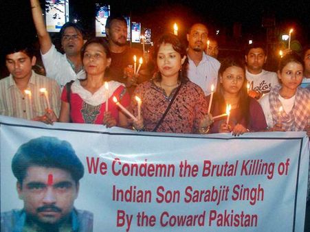 സരബ്ജിത്തിന്റെ മൃതദേഹം സംസ്‌കരിച്ചു