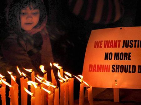 നിര്‍ഭയ കേസ് ബസിന്റെ രേഖകള്‍ നശിപ്പിയ്ക്കപ്പെട്ടു