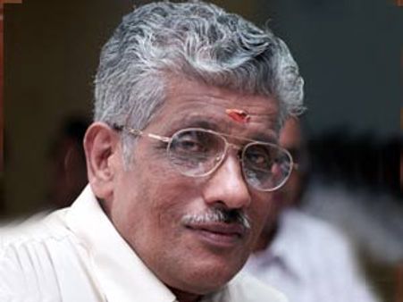 സുകുമാരന്‍ നായരുടെ ഫോണ്‍ ചോര്‍ത്തിയതാര്?