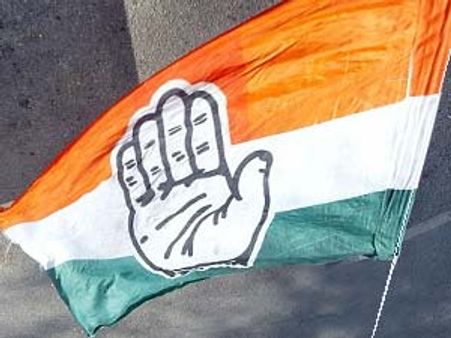 'മന്ത്രിസഭാ പുനസംഘടന തീരുമാനം ഉടന്‍ വേണം'