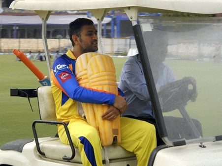 ധോണിക്ക് ക്രിക്കറ്റില്‍ ബിസിനസ് താല്‍പര്യം