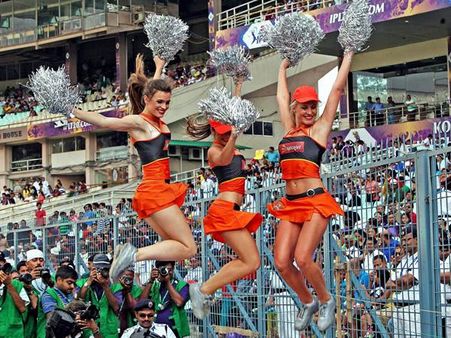 ചിയര്‍ഗേള്‍സും പാര്‍ട്ടികളും ഇല്ലാത്ത ഐപിഎല്‍