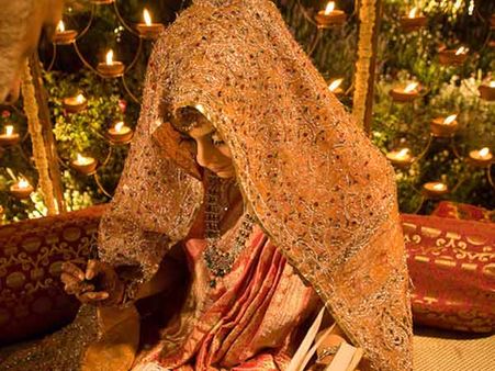 സര്‍ക്കാര്‍ തോറ്റു; മുസ്ലിം വിവാഹത്തിന് 16 പോര