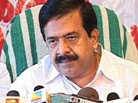 'പേഴ്‌സണല്‍ സ്റ്റാഫിനെ പാര്‍ട്ടി തീരുമാനിക്കും'