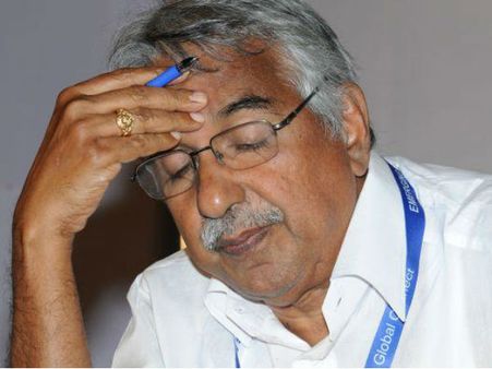 പണികിട്ടിയത് കുഞ്ഞൂഞ്ഞിനോ ജോപ്പനോ