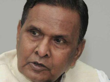 തൂപ്പുകാരനാകാനും മുലായംസിംഗിനെ കൊള്ളില്ല;ബേനി