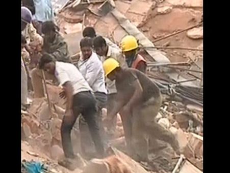 ആന്ധ്രപ്രദേശില്‍ ഹോട്ടല്‍ തകര്‍ന്നു,11 മരണം