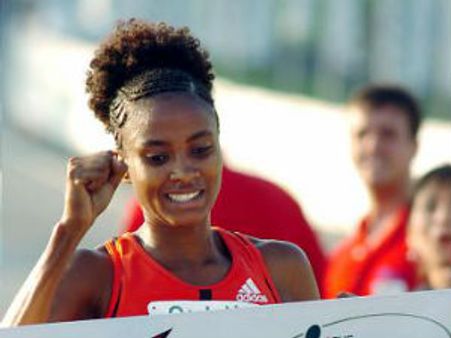 ഗര്‍ഭിണിയായ മുന്‍ഒളിംപിക്‌താരം കുഴഞ്ഞുവീണ് മരിച്ചു