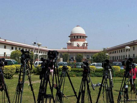 മെഡിക്കല്‍ പ്രവേശനം: നീതിപീഠം കാണാതെ പോകുന്നത്