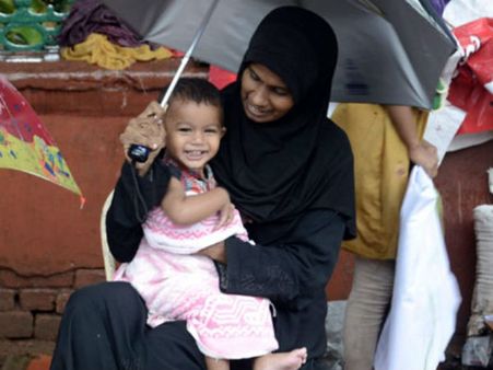 കടല്‍ തീരത്തിന് വേണ്ടി ഒരു ഒറ്റയാള്‍ പോരാട്ടം