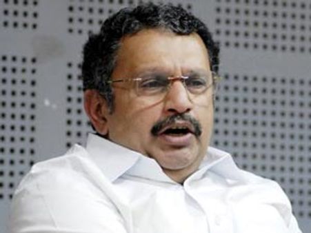 സരിത പ്രകാശം കുറഞ്ഞ ചെറിയ ബള്‍ബാണോ?