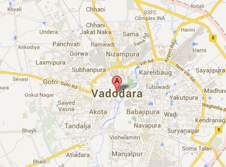 ഗുജറാത്തില്‍ കെട്ടിടം തകര്‍ന്ന് അഞ്ചു മരണം