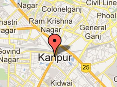 നാട്ടുകാരുടെ മുന്നില്‍ കുട്ടികളെ വെട്ടിക്കൊന്നു