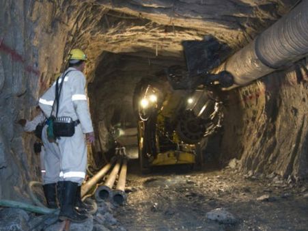 ആഫ്രിക്കയില്‍ ഖനിസമരം; സ്വര്‍ണത്തിന് വിലകൂടും